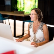 Neem contact op met Els voor een eerste kennismaking Els is bezig met de administratie